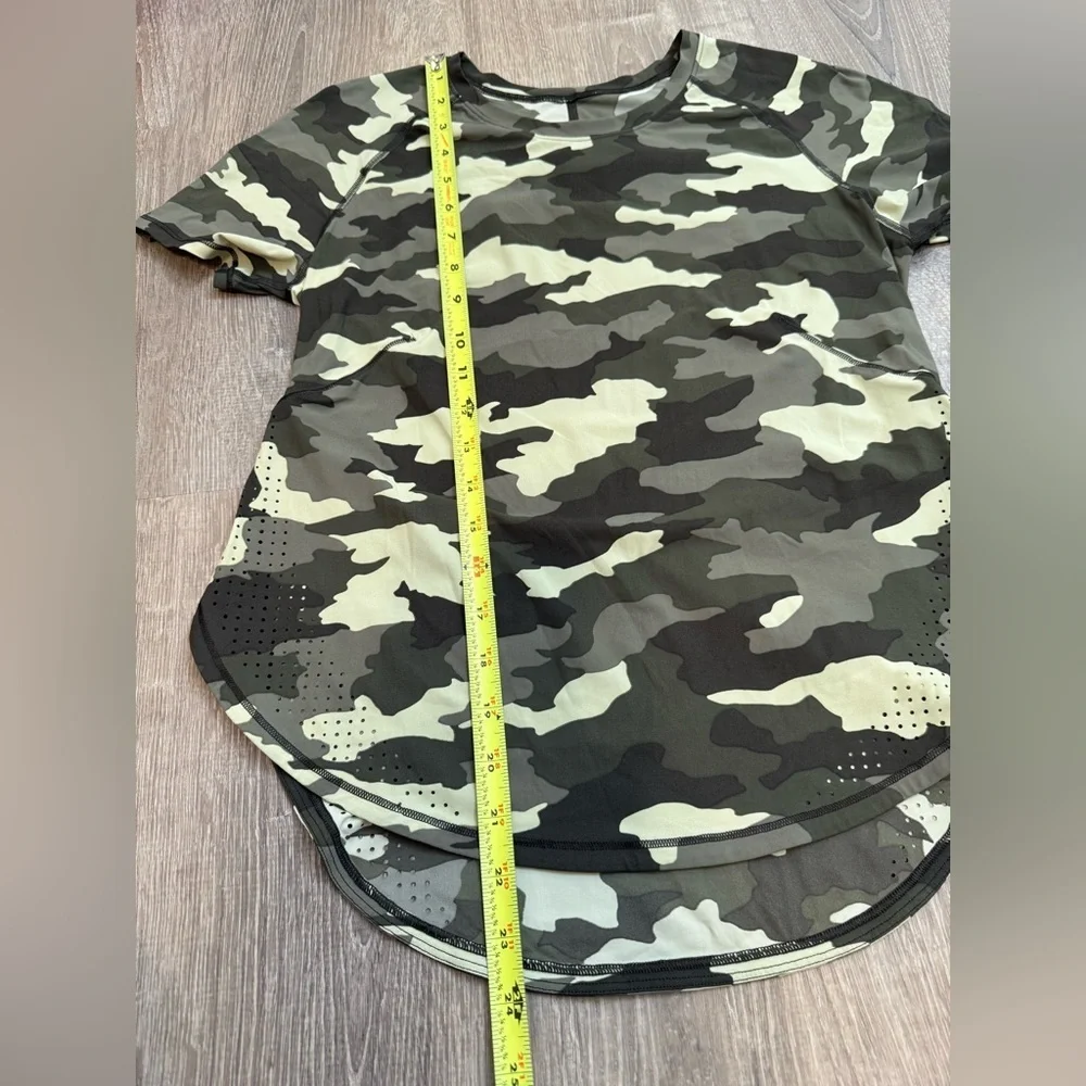 Lululemon Heritage Camo Crispin Green UVP Run Short Sleeve Tee